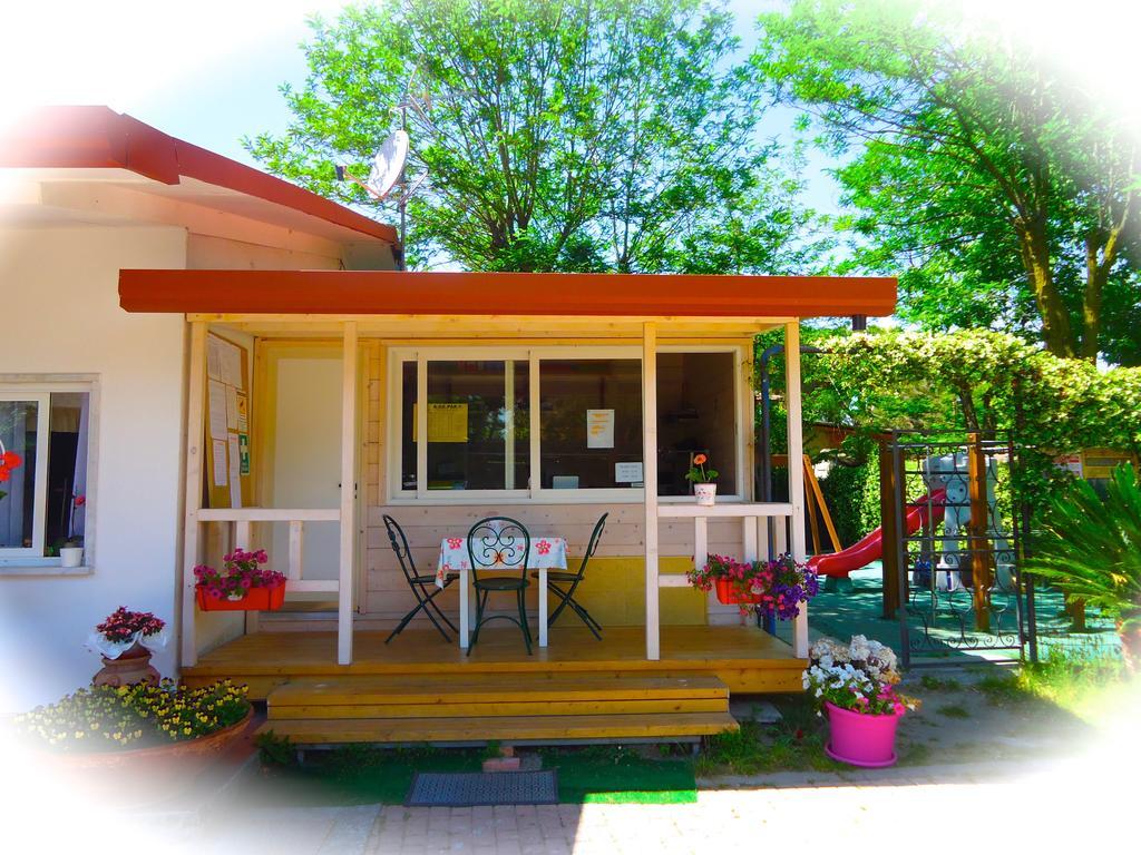 Camping Linus Marina di Massa Exterior foto
